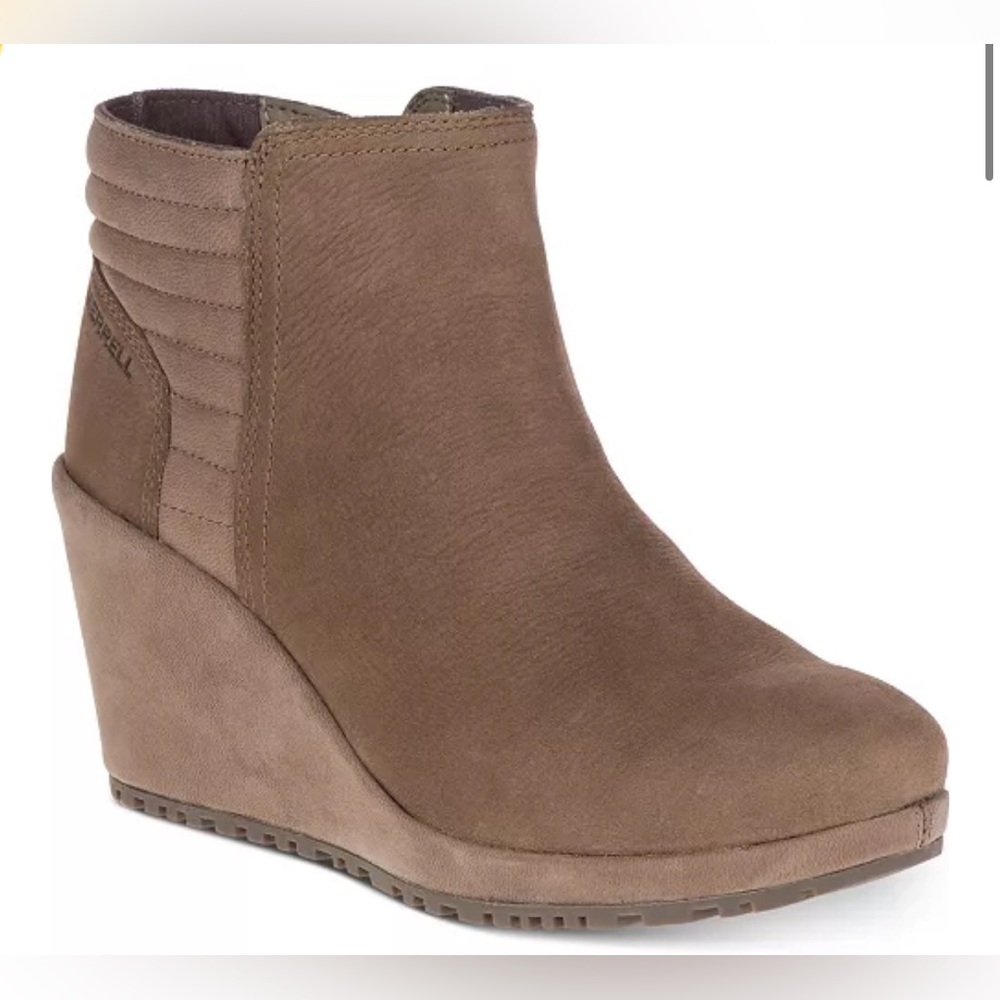 Merrell‎ Women's Tremblant Bluff Waterproof Wedge Booties.